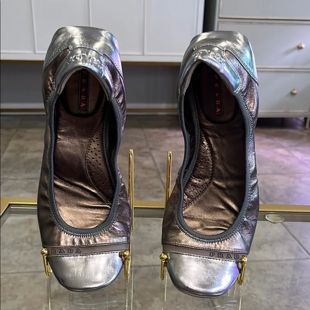 Vintage Prada Metallic Driving Mocs Women's Shoes with matching drawstring bag - Picture 1 of 12